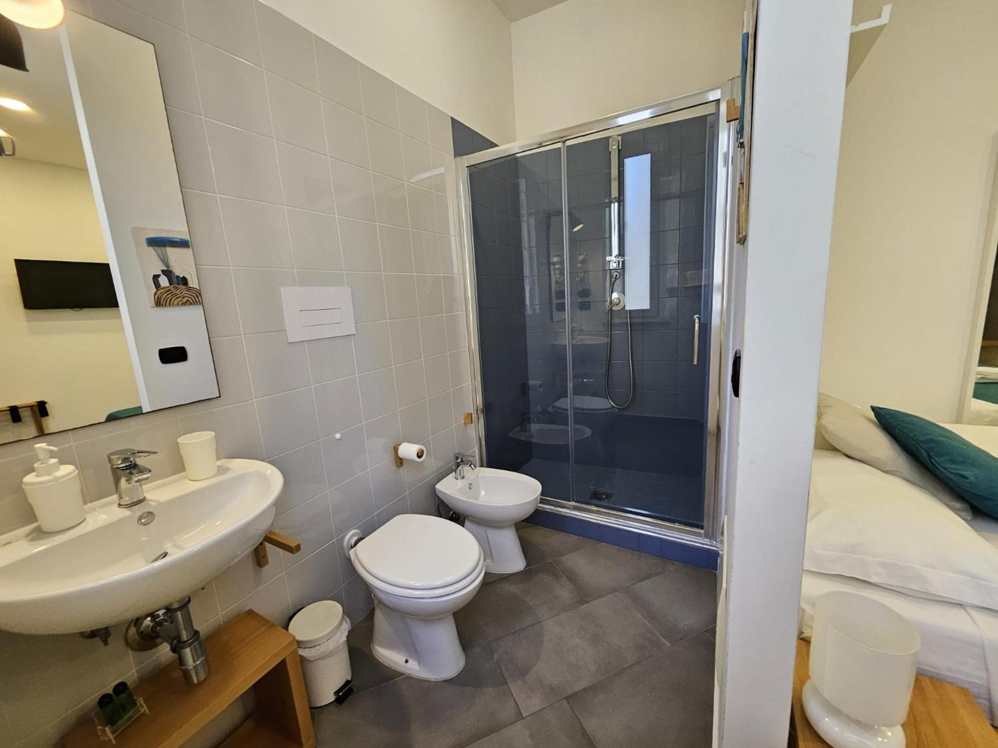 B&B Fuori Squadro - In Centro Con Terrazza Relax Vista Mare Reggio di Calabria Bagian luar foto