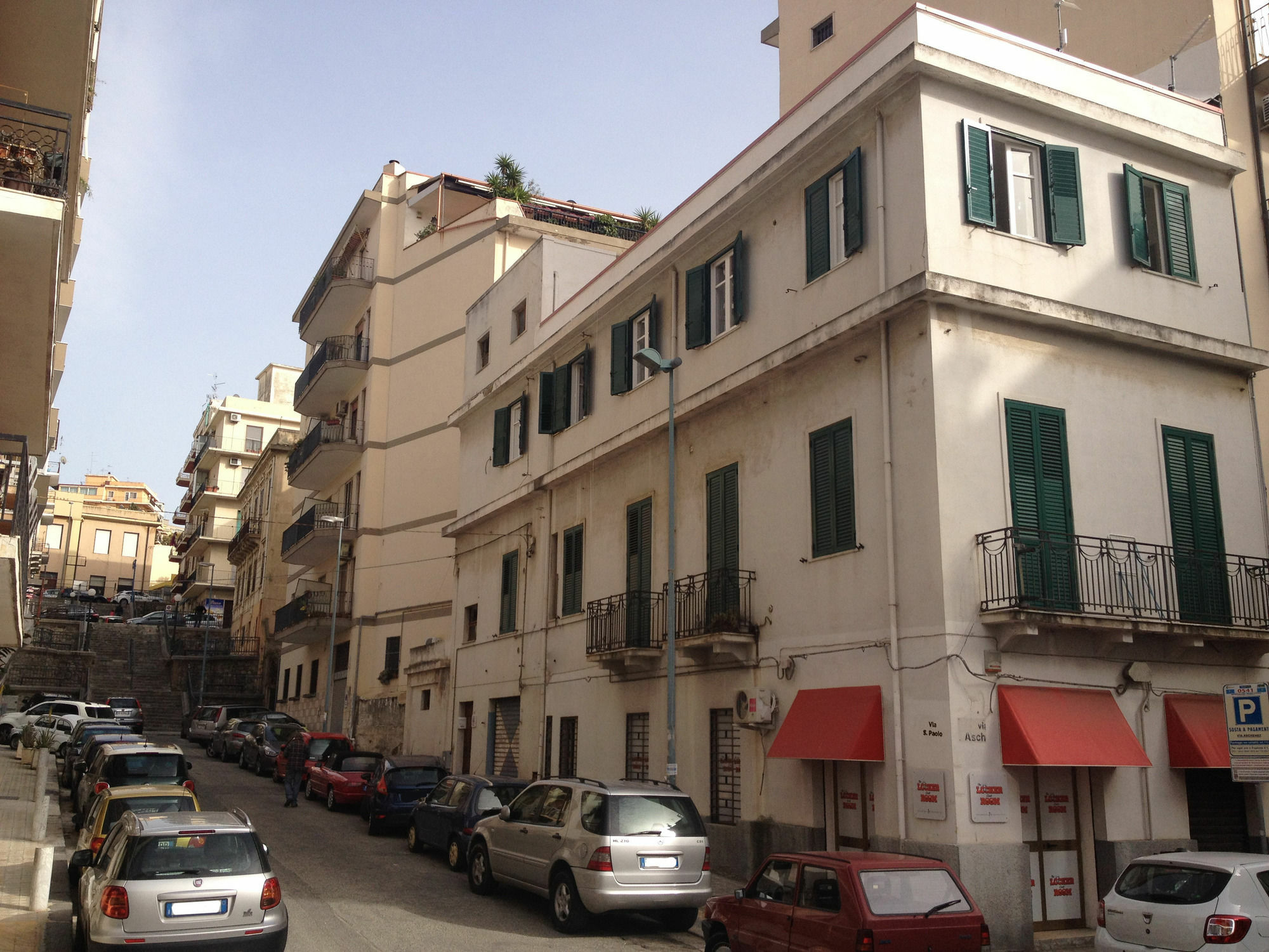 B&B Fuori Squadro - In Centro Con Terrazza Relax Vista Mare Reggio di Calabria Bagian luar foto